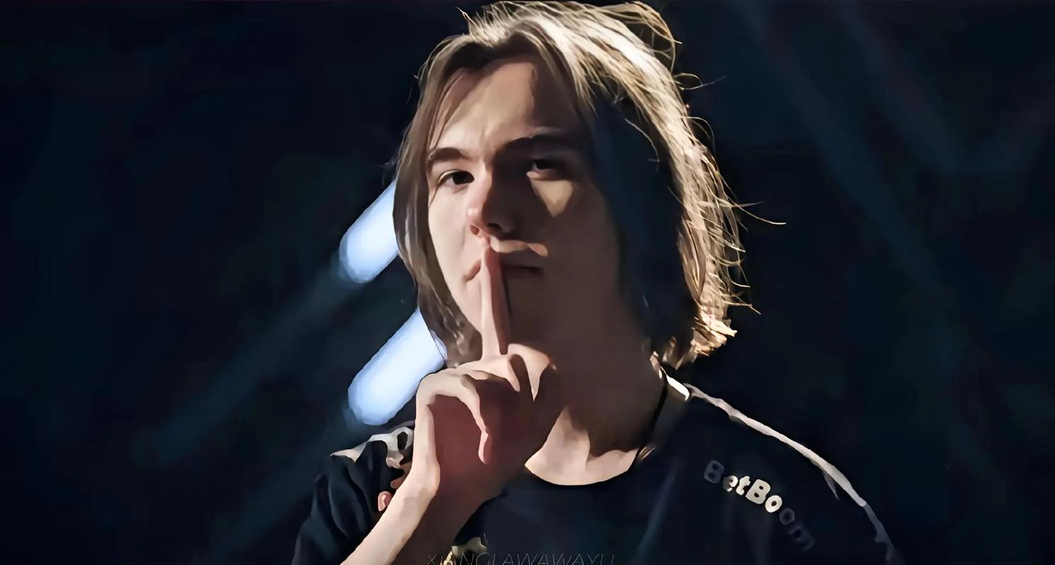 翻中翻中翻！Lwx狂杀 icon队终极团战一波爆炸不敌Doinb队