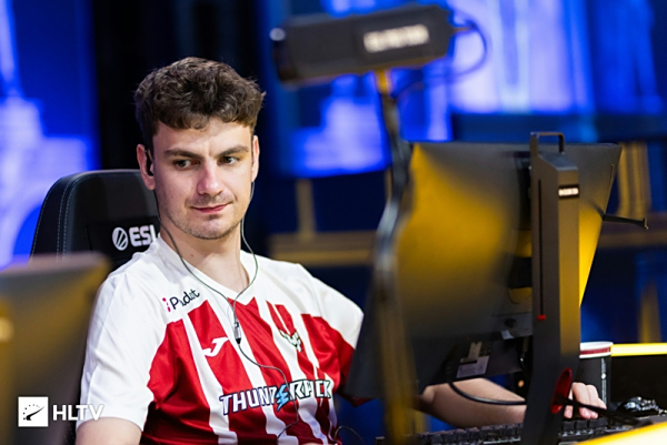 EDG频繁暂停的原因找到了！阿布透露：非硬件问题，是软件问题